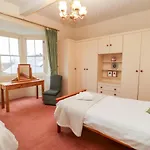 Eden House * פנרית'