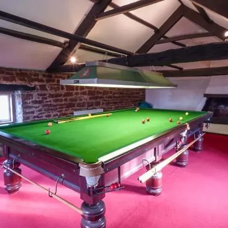 בית נופש Eden House פנרית'