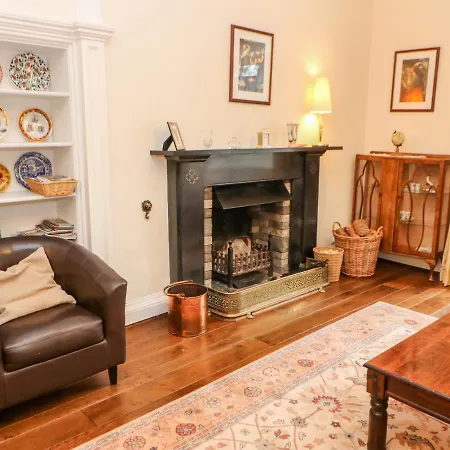 Eden House בית נופש *