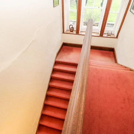 Eden House פנרית'