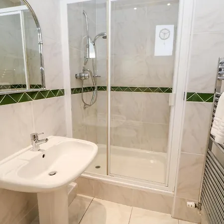 Eden House בית נופש פנרית'