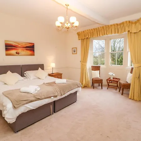 Eden House Holiday home