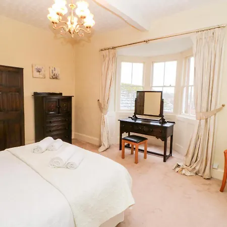 Eden House Holiday home