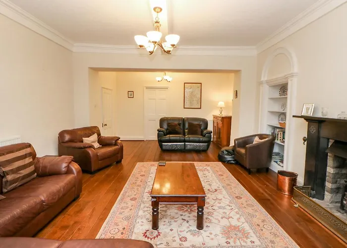 Holiday home Eden House