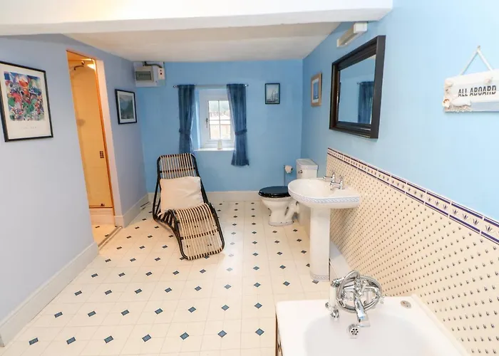 Eden House Holiday home *